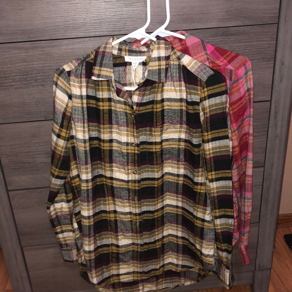 2 beachlunchlounge plaid shirts!❤️